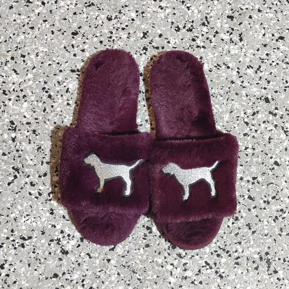 Victoria Secret PINK fuzzy slides - Picture 2 of 4